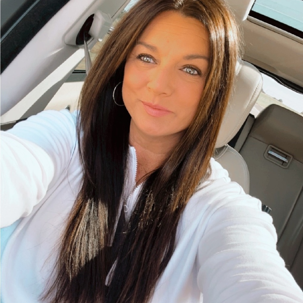 Meet your Posher, Shana